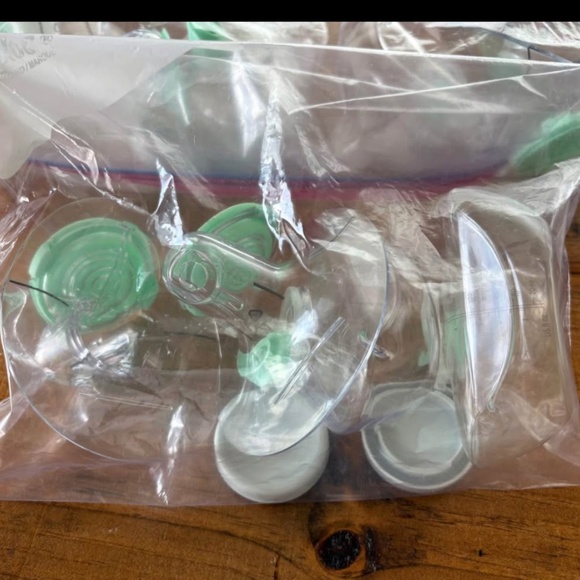 Elvie Pump parts - Picture 3 of 3